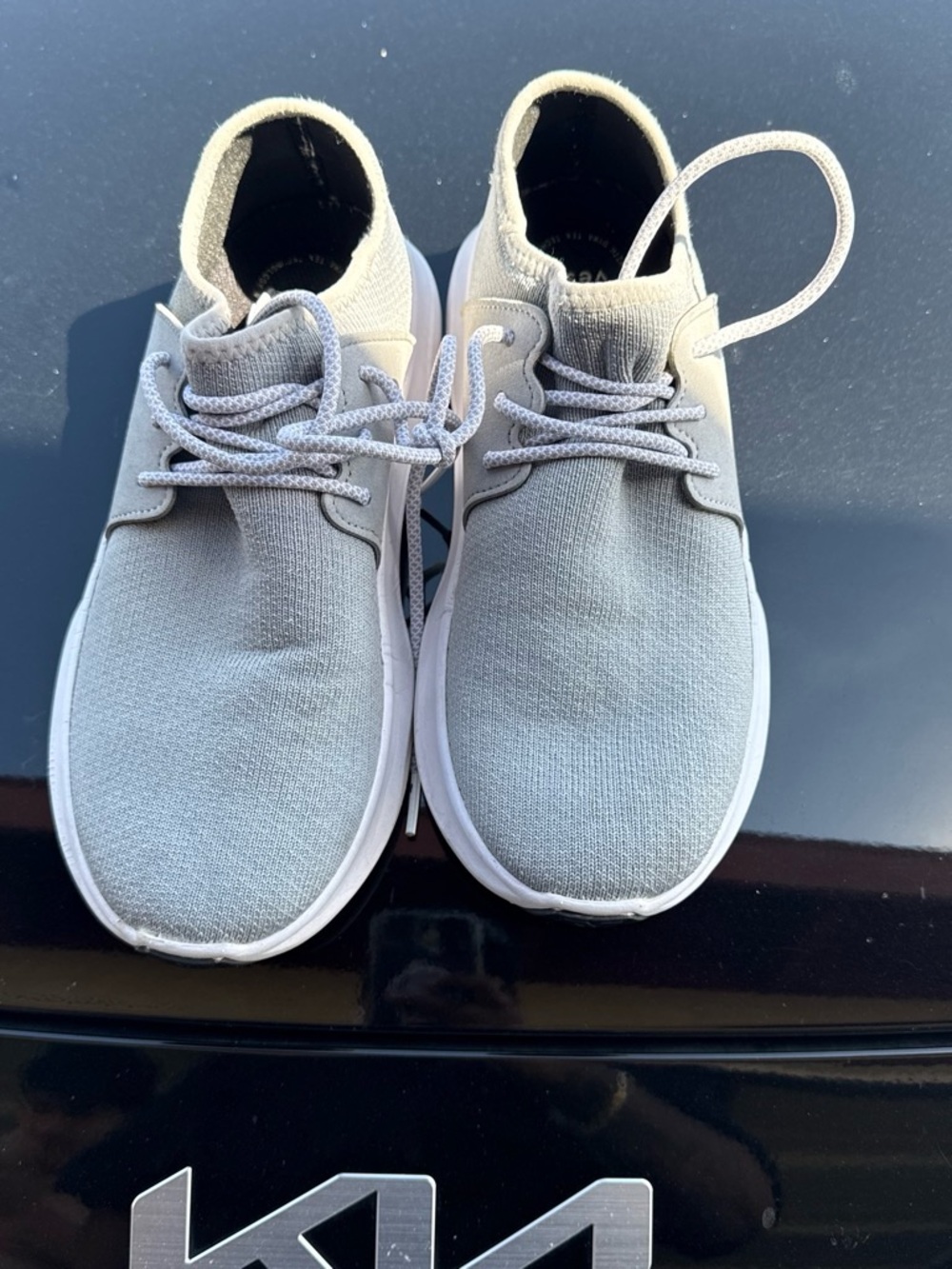 Women  Lightweight Casual Knit Sneakers - Gray